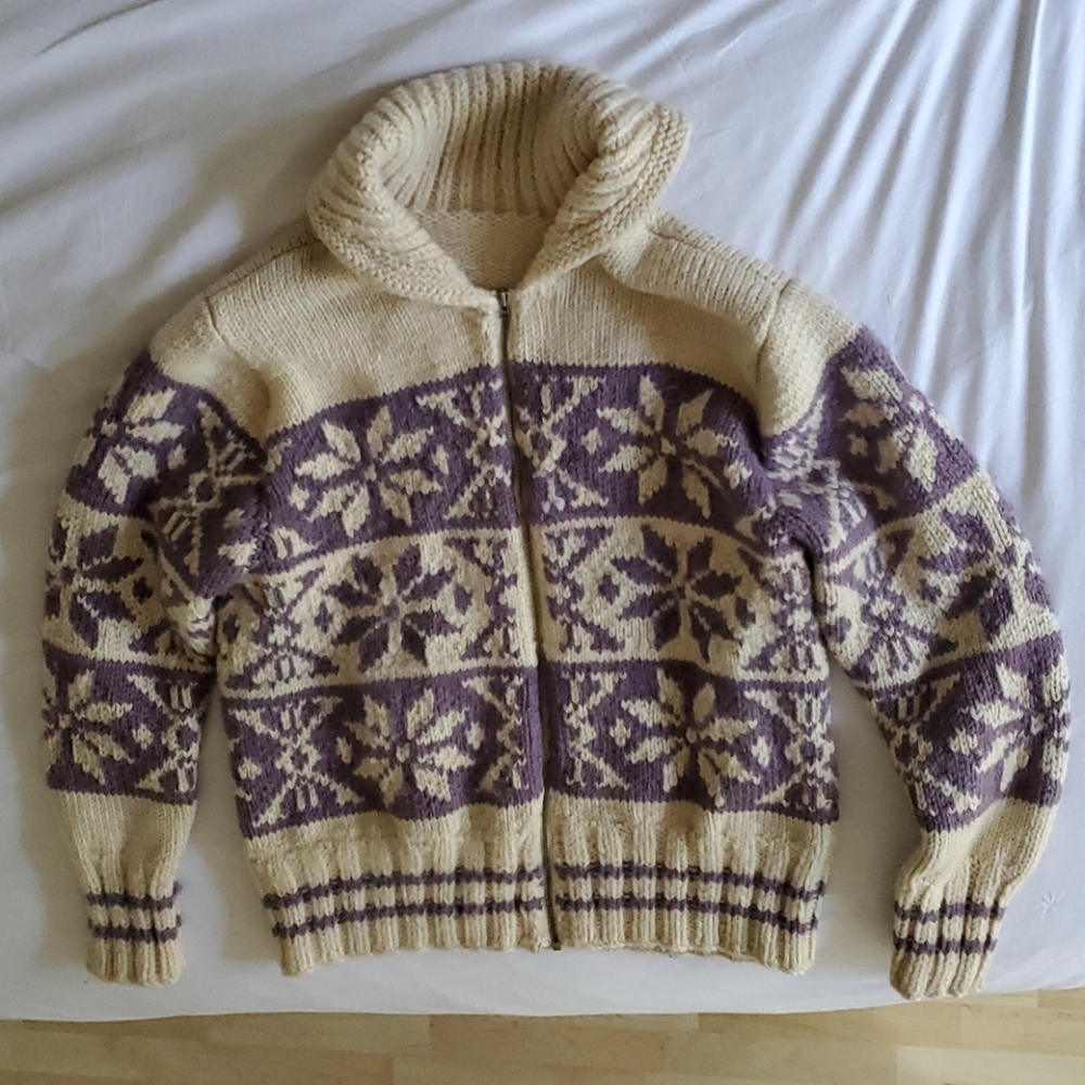 VINTAGE 100% heavy chunky Wool sweater/jacket
